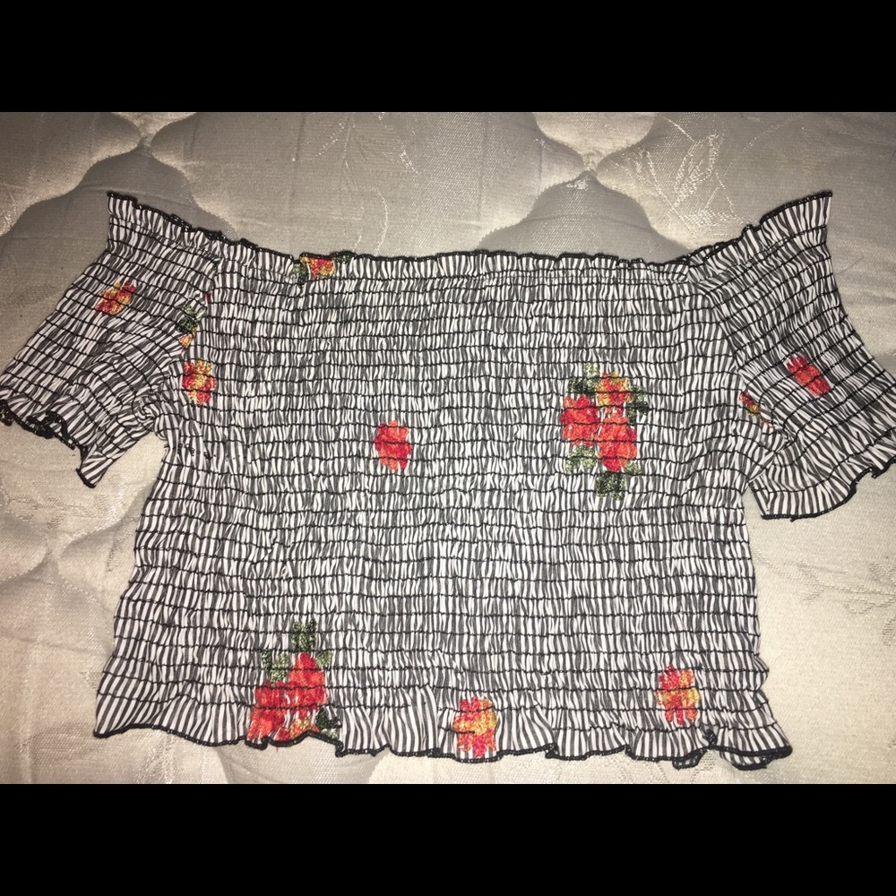 Floral black and white crop top